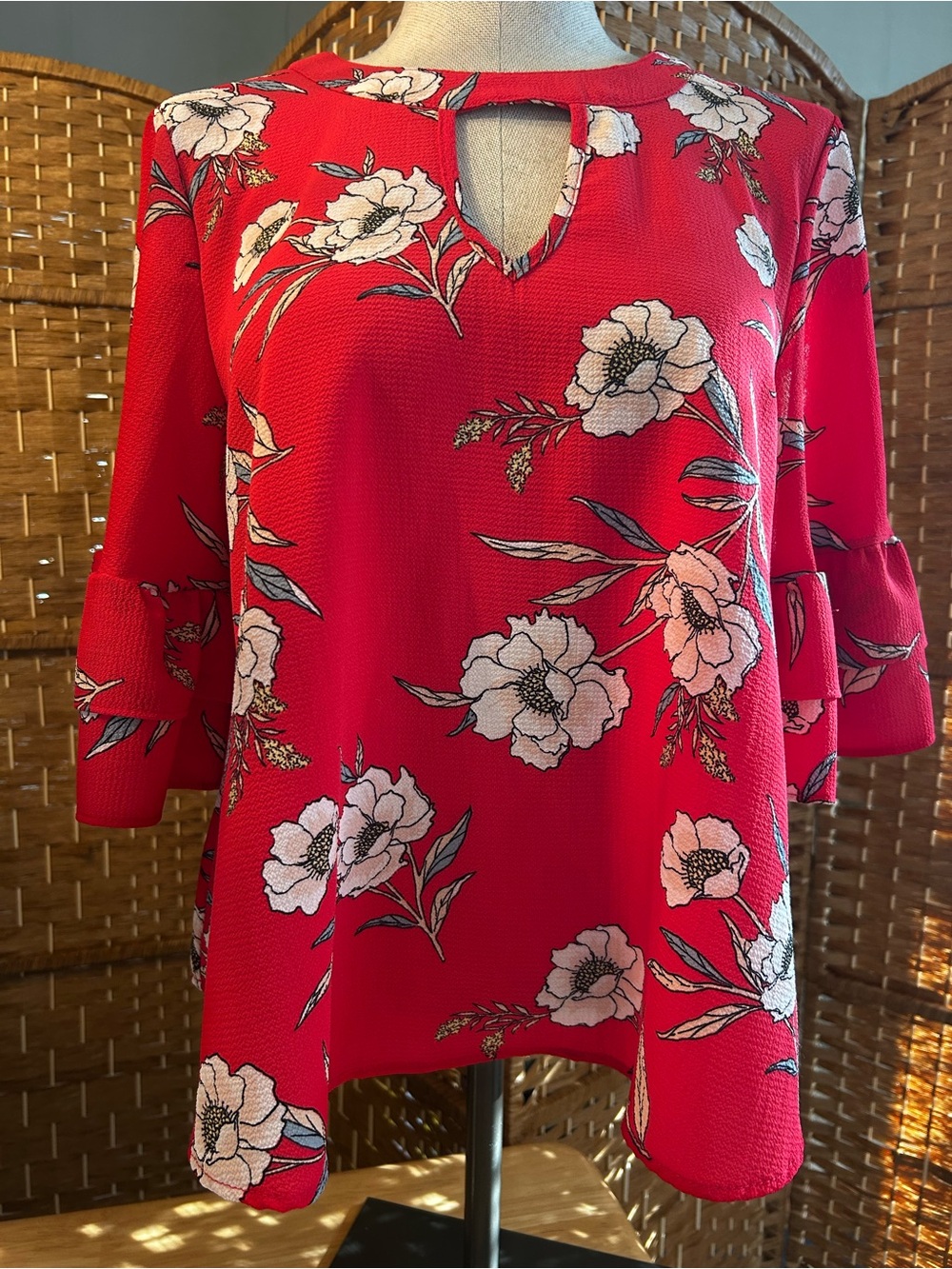 Red Floral Keyhole Blouse Ruffle Bell Sleeve Boho Romantic Top S